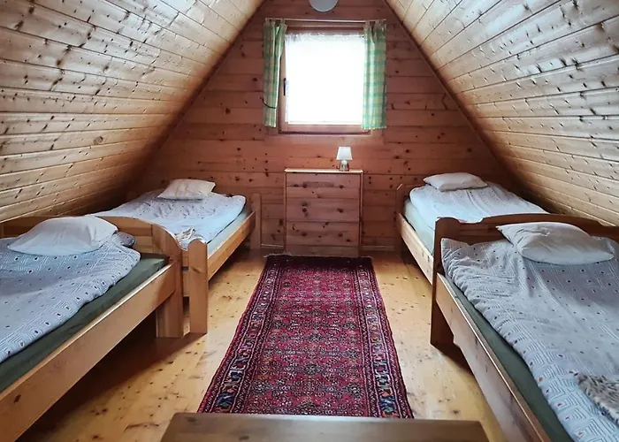 Dom wakacyjny Wakacyjny Kacperek Drewniany Stegna (Pomerania)