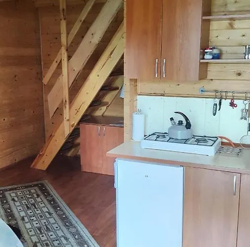 Dom wakacyjny Wakacyjny Kacperek Drewniany Stegna (Pomerania)